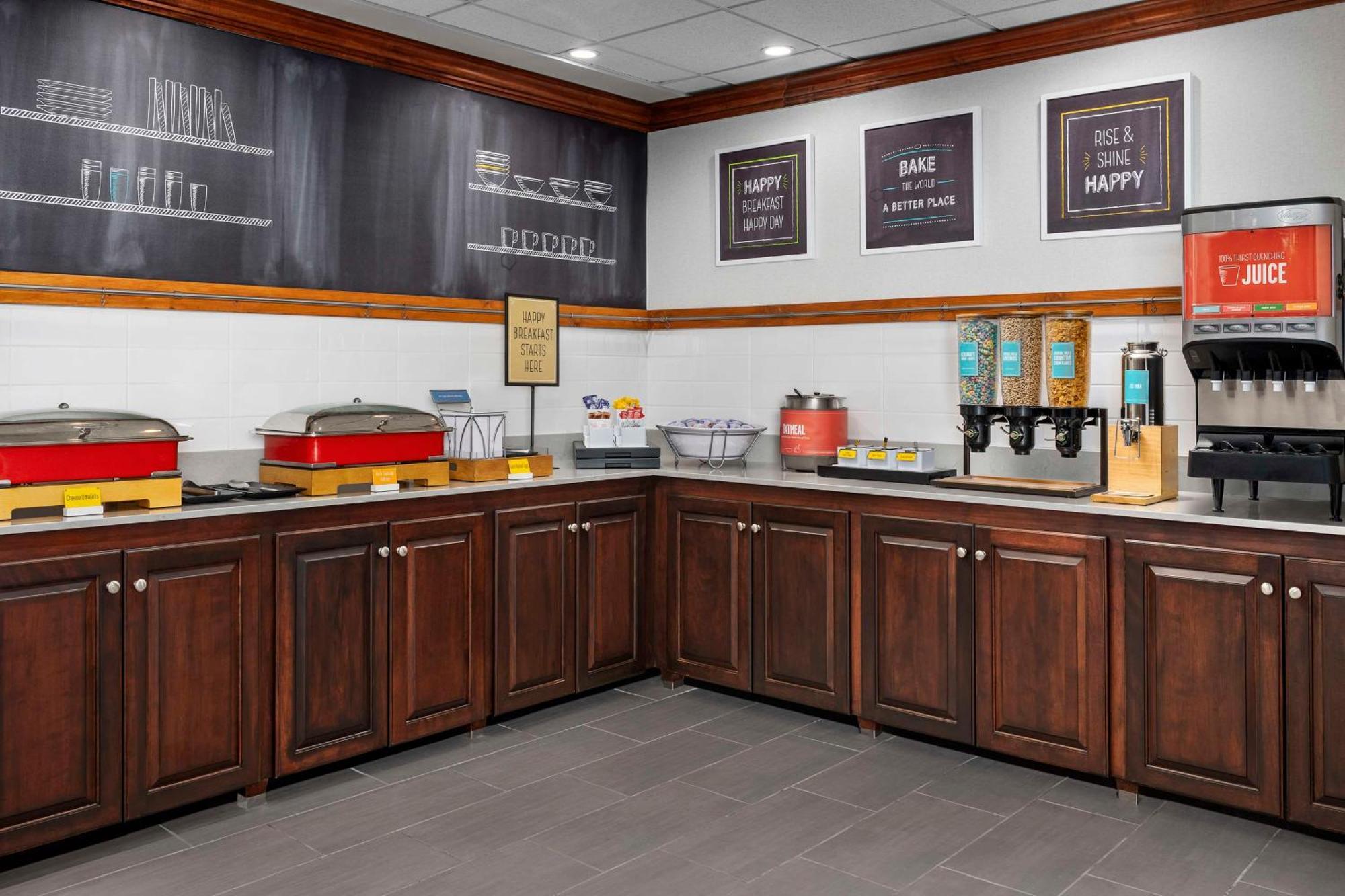 Hampton Inn & Suites At Lake Mary Colonial Townpark Exterior foto