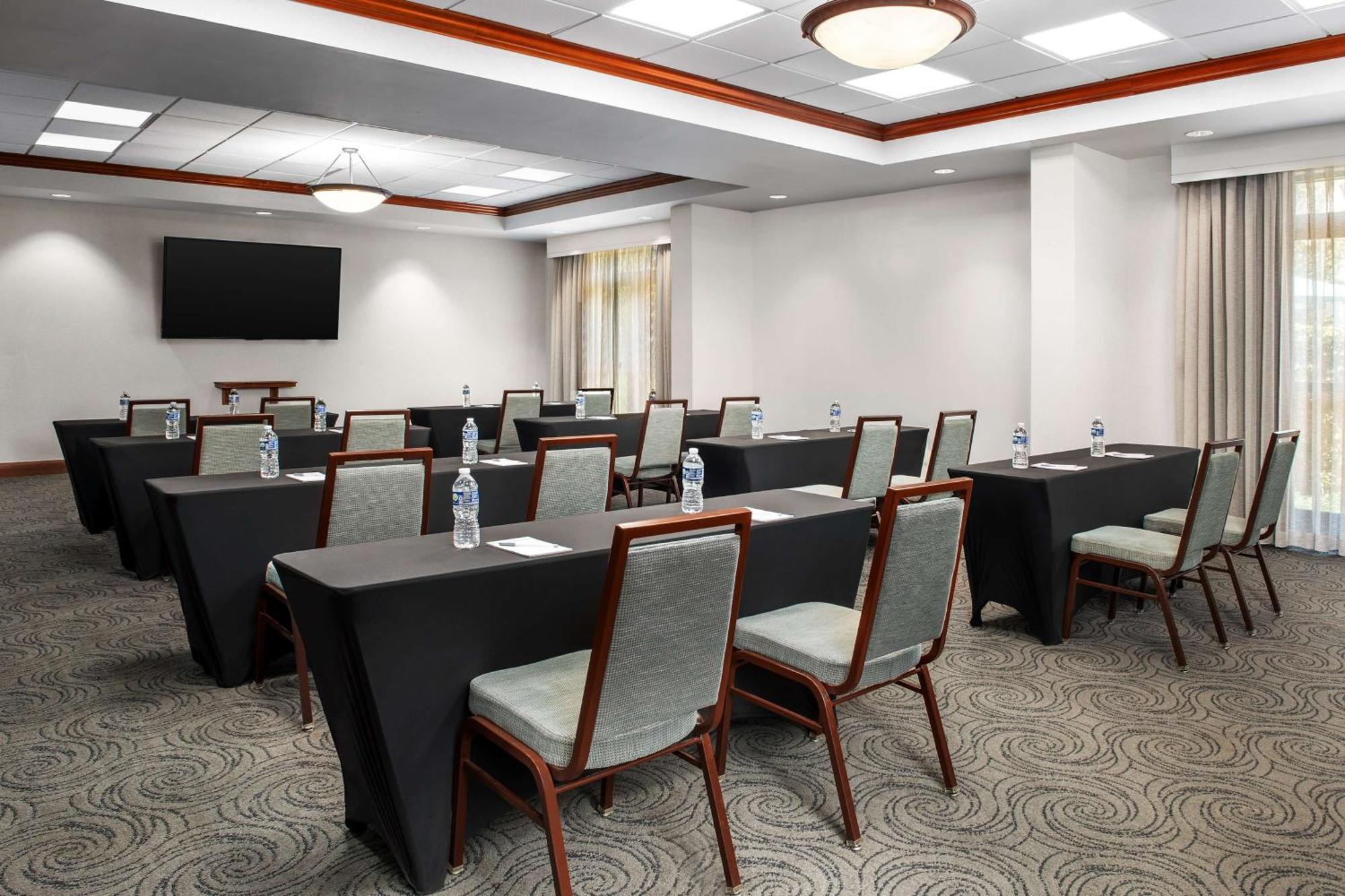 Hampton Inn & Suites At Lake Mary Colonial Townpark Exterior foto